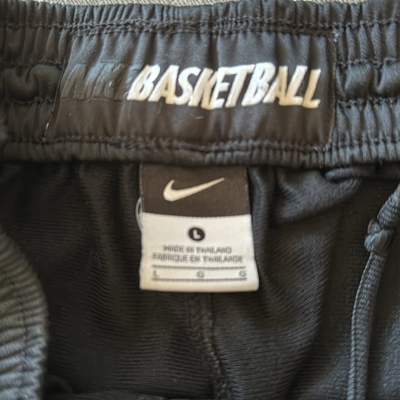 Nike Black & White Striped Basketball Pants Men’s Large EUC - Picture 3 of 4